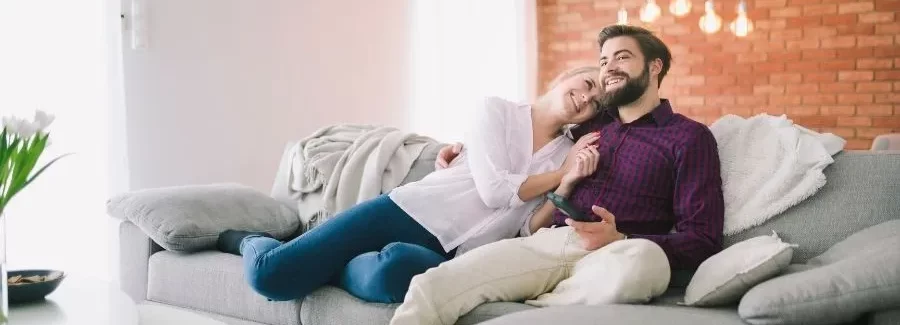 Quais as medidas ideais para um sofá de 3 lugares em um apartamento?